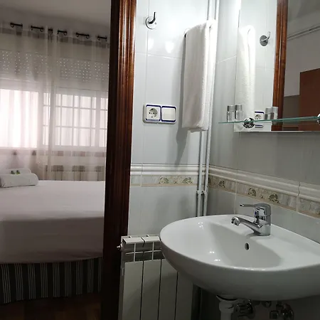 Πανσιόν Carbonara 2*