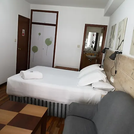 Πανσιόν Carbonara 2*